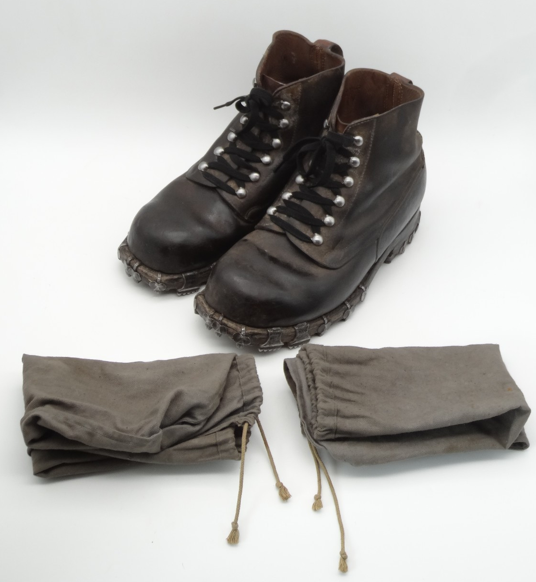 WWII Swiss Army Mountain Hobnail Boots Gebirgsjäger Size US 9,5 EU 42 Bally  1952