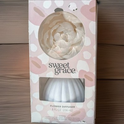 Sweet Grace Flower Diffuser (8oz.) Bridgewater Candle Co. Home Fragrance NEW!