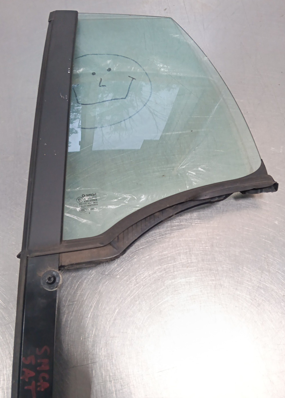 SMART CAR FORTWO 2009 BRABUS LEFT HAND QUARTER WINDOW PARTITION 55V012C40A00 4R