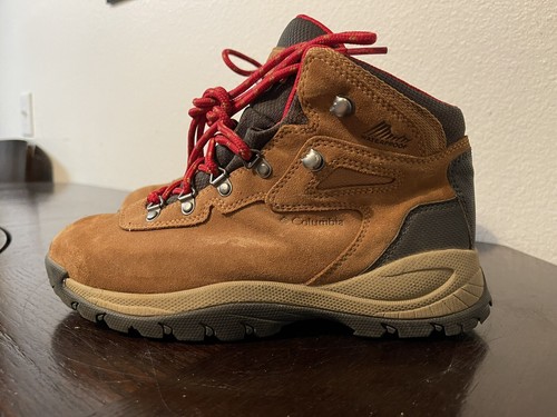 Columbia Newton Ridge Plus II Suede 