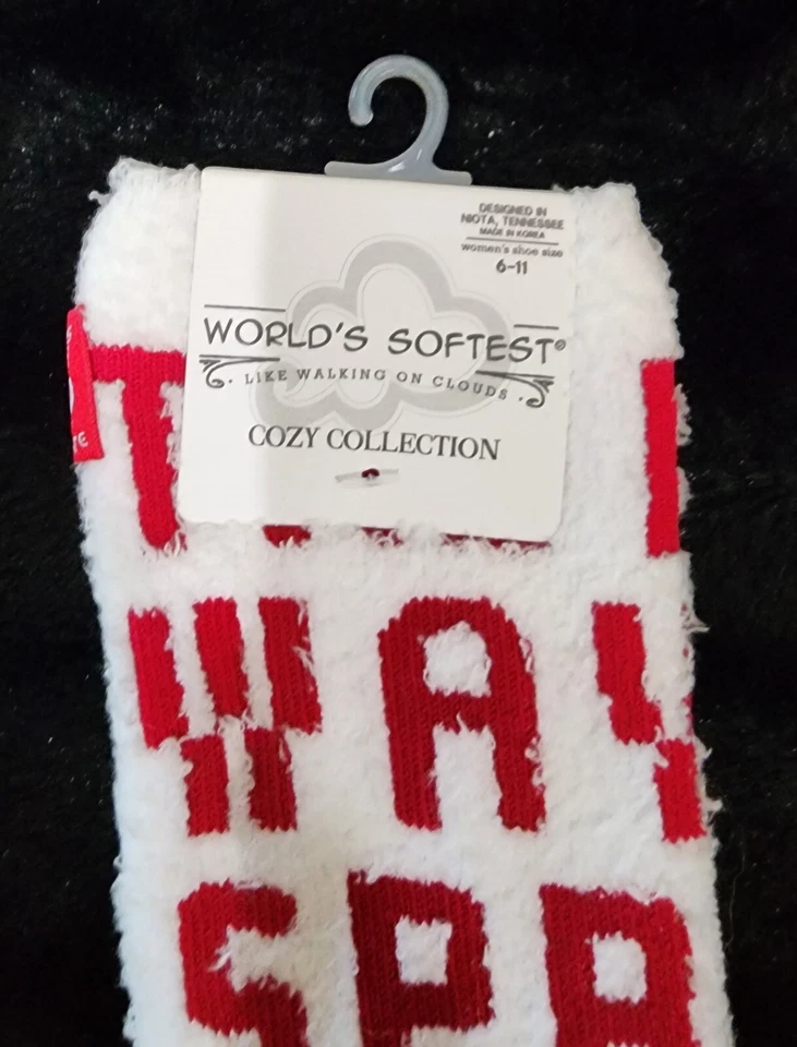 2 pares de calcetines más suaves del mundo para mujer acogedores cómodos NAVIDAD CHEER Crew talla 6-11 nuevos con etiquetas Foto 4 de 4