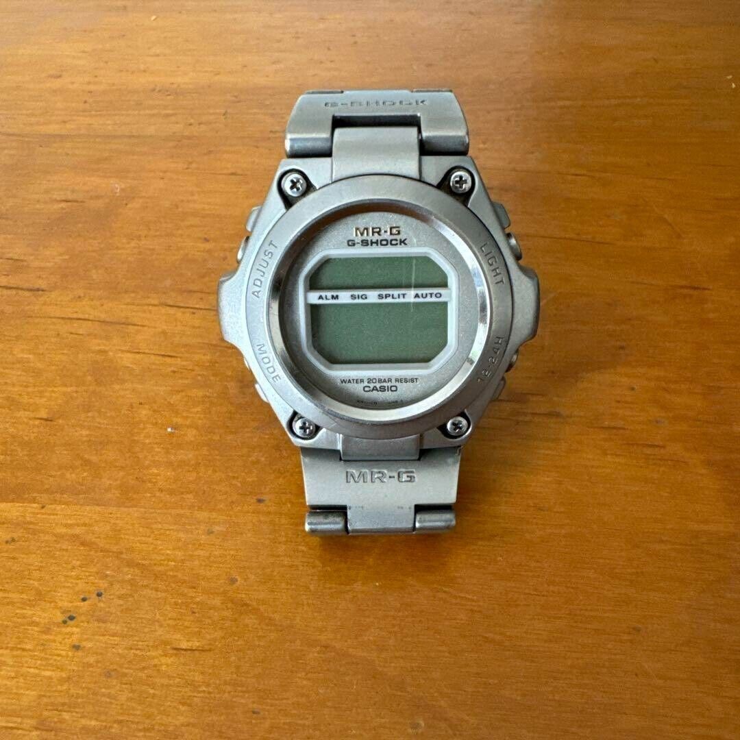 Casio G-Shock MRG-100 Titanium Silver Digital Mens Watch Casio G-Shock MRG-100 Titanium Silver Digital Mens Watch