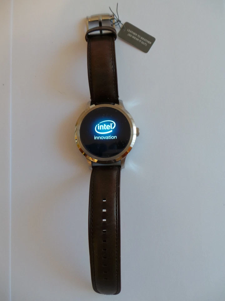 FOSSIL Q Founder Smartwatch NEU mit OVP - Bild 4 von 4