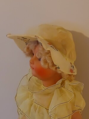 RARE POUPÉE ANCIENNE en porcelaine " DOLL " dans sa boite d'origine