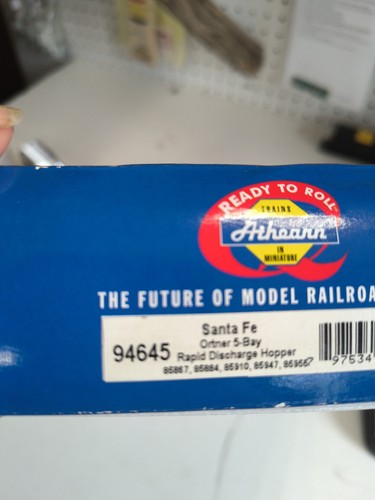 Tolva de descarga rápida Ho Scale Athearn Santa Fe Orthner 5 bahías 94645 paquete de 5 | Zustand: New