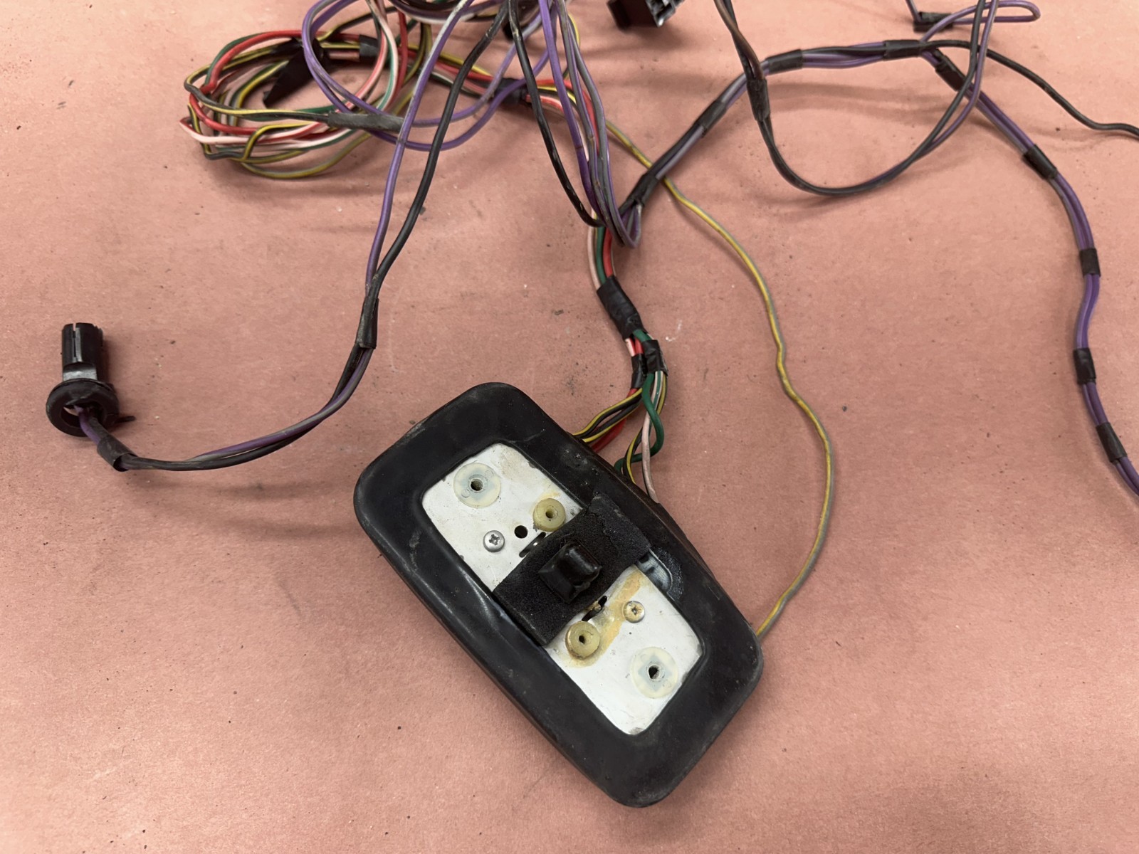 Rolls-Royce Silver Spirit 1986 Rear Window switch