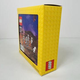 LEGO Space Tic Tac Toe 6533583 Insiders Reward Promo Sealed 10 Spacemen NEW