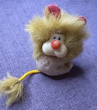 Rare vintage Hugger Clipper Pen Pencil Topper Lion