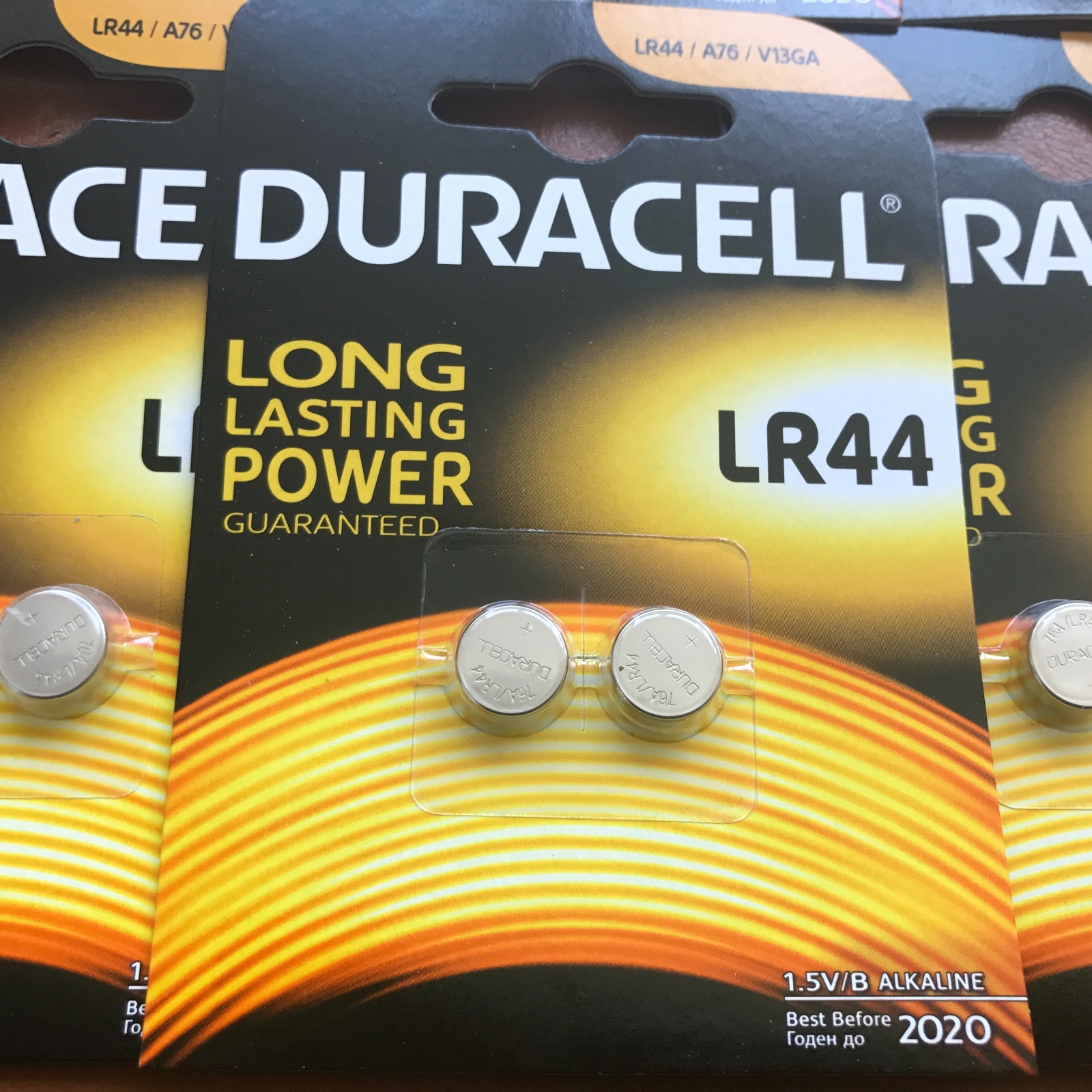 12 x DURACELL LR44 1.5V ALKALINE CELL BATTERY A76 AG13 SR44 GPA76