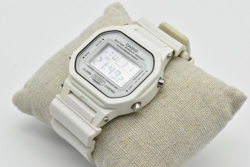 Casio G-Shock DW-5600MW Quarzt Uhr Digital Herrenarmbanduhr Weiß #78 - 第 8/20 張圖片