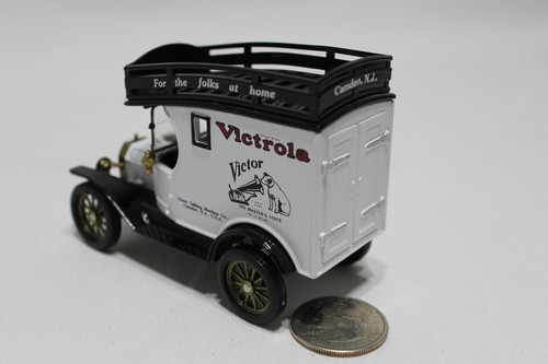 CORGI Classics | Victrola Ford Model T 1915 - Picture 3 of 9