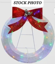 LARGE Winter Wonder Lane 31" w/50 Multi-Color Twinkling LED Wreath & Bow & Stand