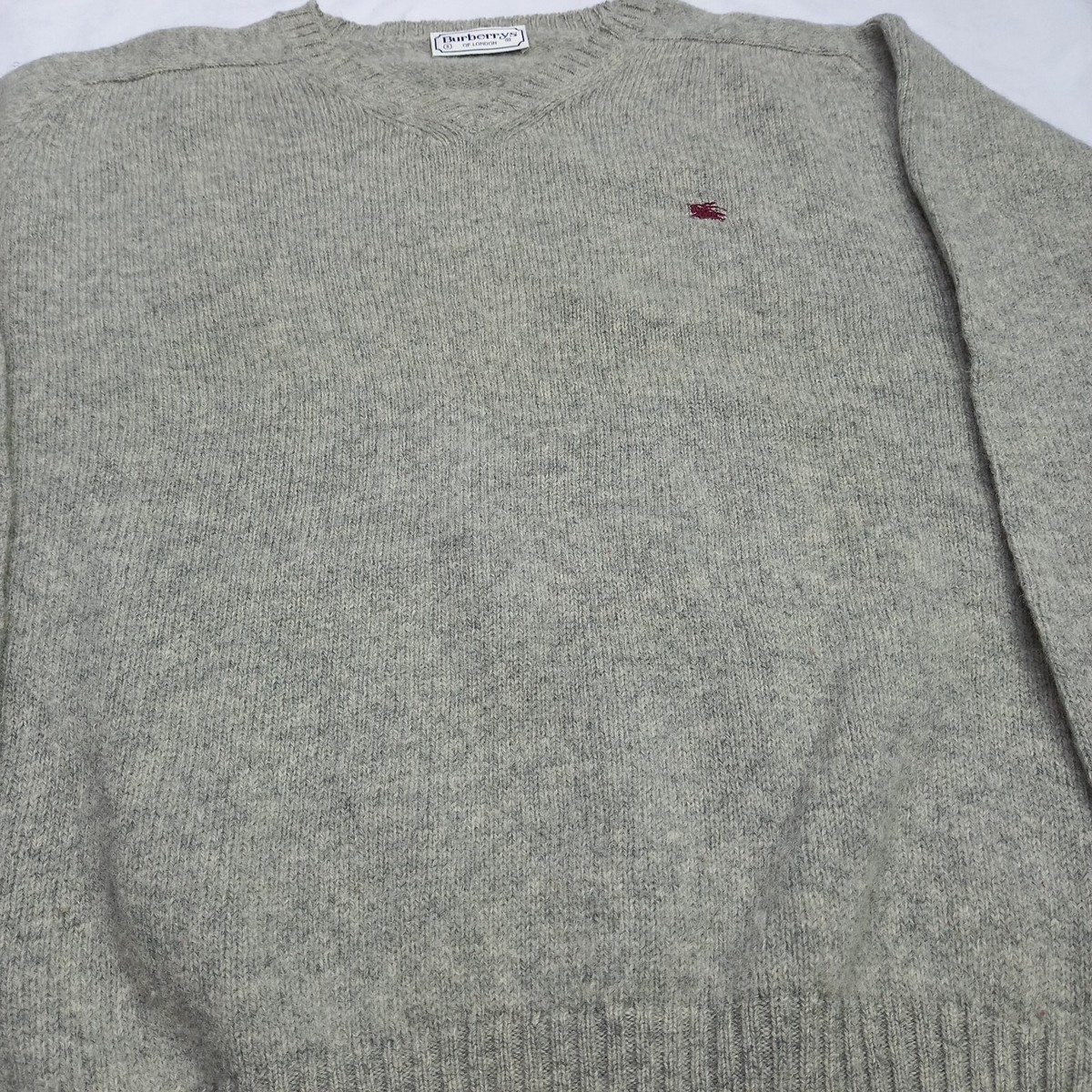 Vintage Burberry 100%Wool V- Neck Pullover Sweater Men Gray