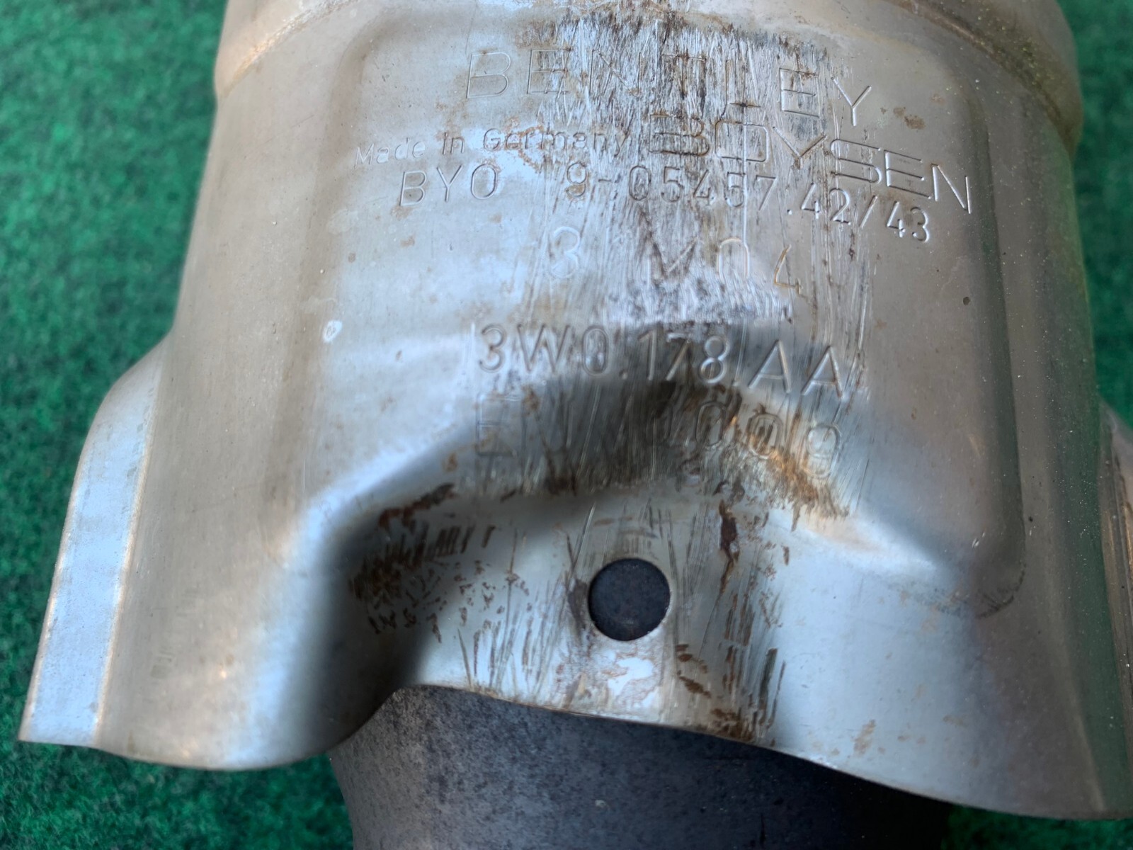03-10 Bentley Continental GT Coupe Exhaust Downpipe Resonator Left & Right OEM