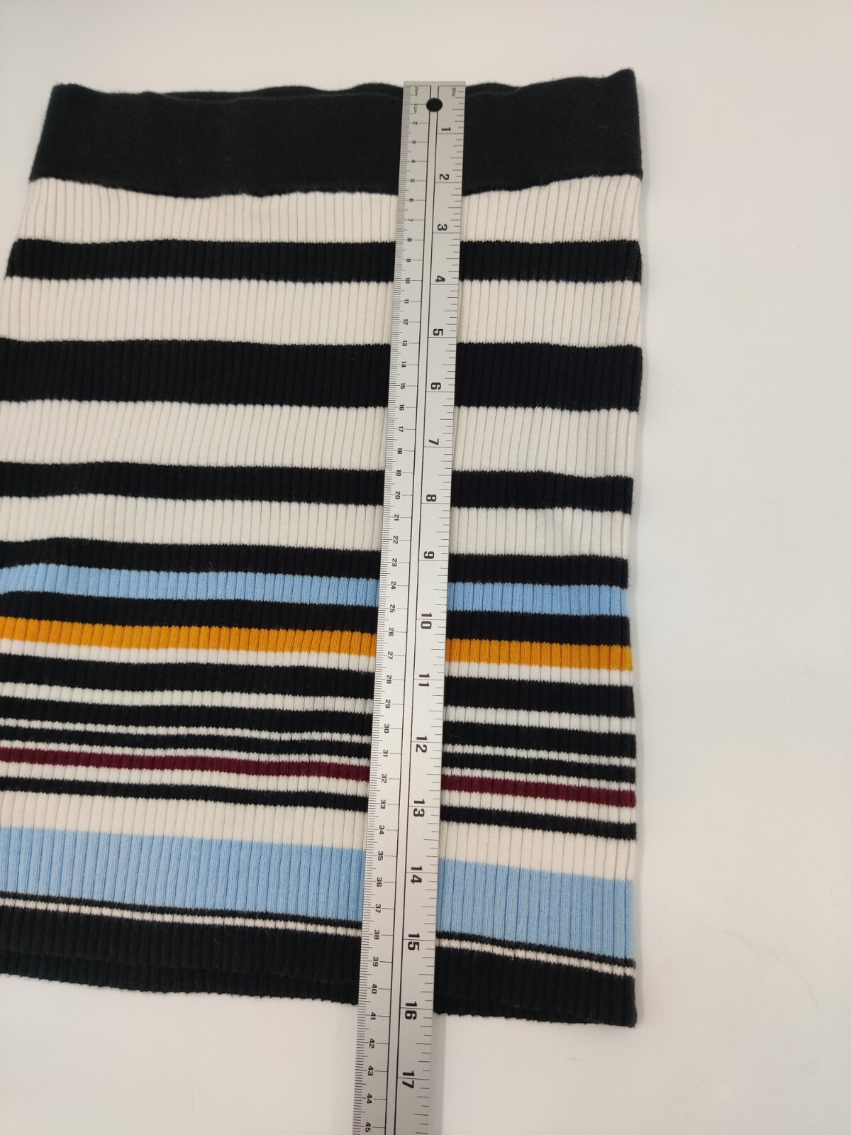 BCBGeneration Stiped Pull On Ribbed Stretch Penci… - image 9