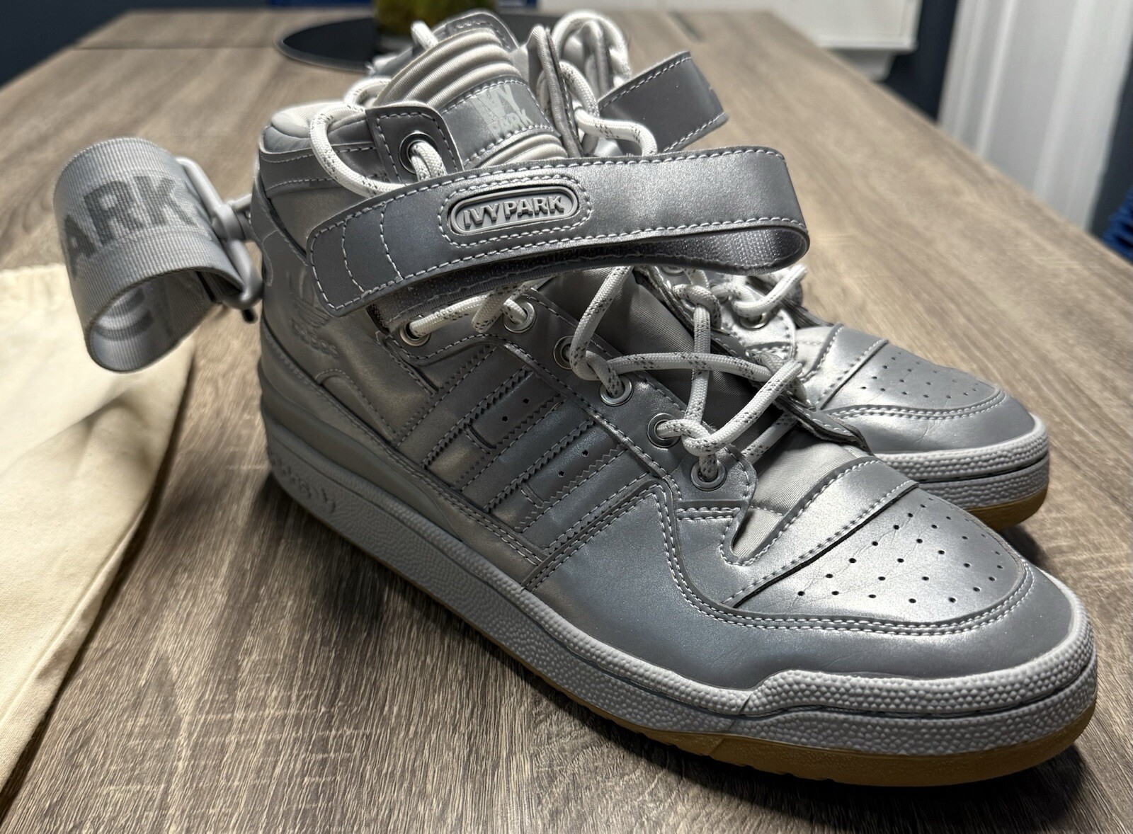 Seller photo, eBay