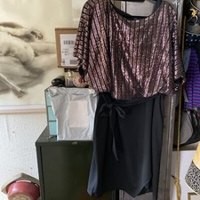 QUIZ BEAUTIFUL SPARKLY SEQUIN EVENING PARTY DRESS Plus SIZE 26 Stretchy