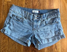 Y2K SO Denim shorts  light Denim double button - Women's 5