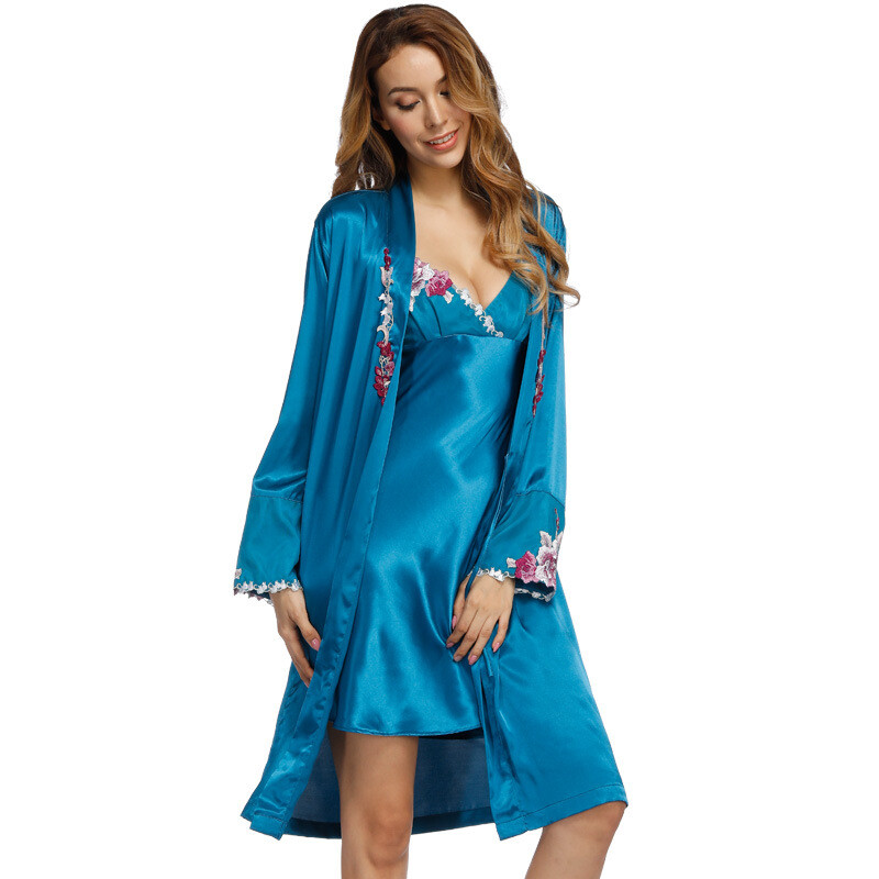 Exquisite Silk Robe & Gown Sets Embroidered Bathrobes Silk Dressing