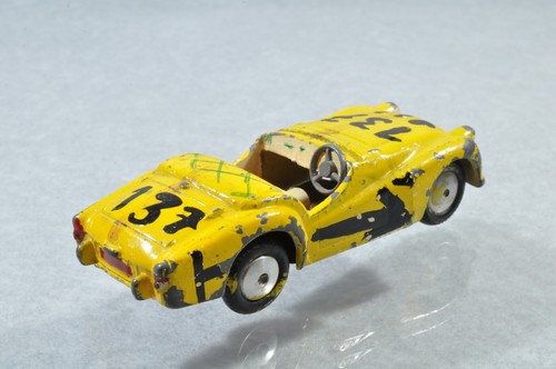 BF067 Corgi Toys #301 Triumph TR2 Sports Car R-/- - Imagen 2 de 3