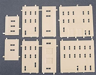 DESIGN PRESERVATION MODELS N KIT DPM Gripp's Luggage Mfg by Woodland (US IMPORT)
