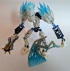 LEGO #8972 Bionicle Strakk, 100% Complete W/ Weapons & Thornax Fruit