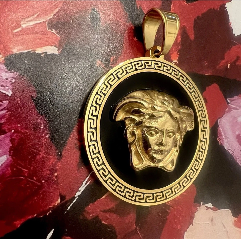 Versace großer Charm Anhänger Gold und Schwarz Edelstahl gebraucht - Bild 3 von 4