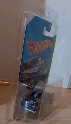 Hot Wheels SUPER TREASURE HUNT ‘55 Chevy Bel Air Gasser - Picture 6 of 13