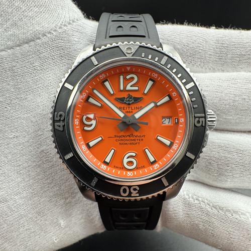 Breitling_Superocean_Automatic_42_Orange_A17366D71O1S2_Complet...