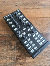 Native Instruments Traktor Kontrol X1   DJ Pe...