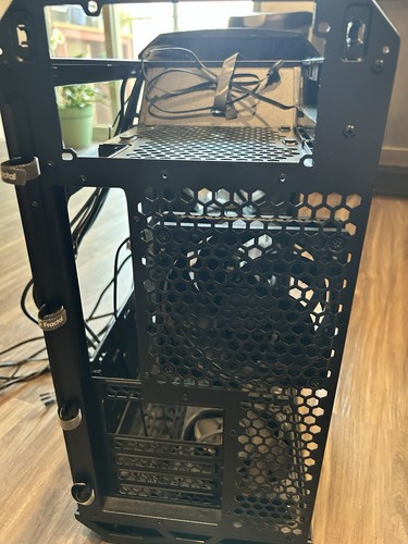 Fractal Design Torrent Compact RGB Tempered Glass Light Tint - Black... - Afbeelding 3 van 5