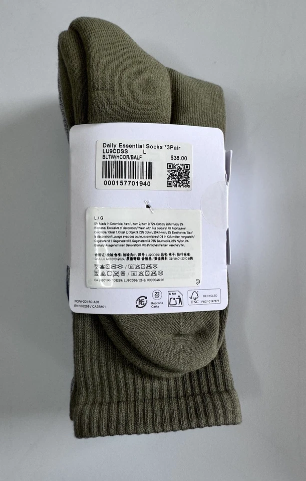 Nuevo paquete de 3 calcetines esenciales diarios Lululemon grandes multicolores hasta la pantorrilla $38 nuevos con etiquetas Foto 3 de 4