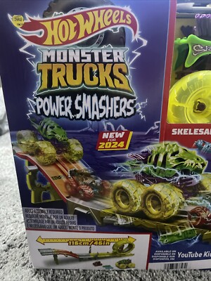 Hot Wheels Monster Trucks Power Smashers Charge & Chase Challenge