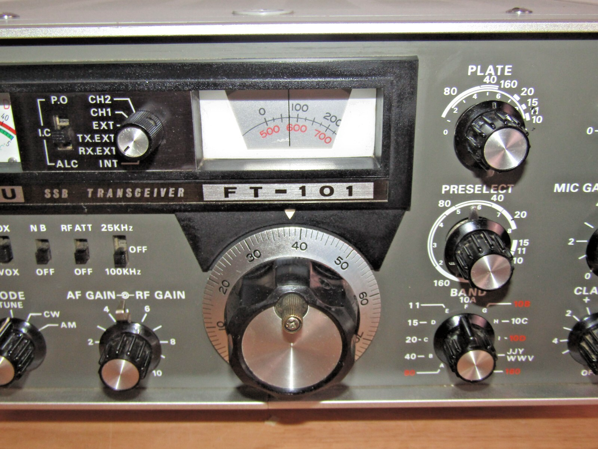 YAESU FT-101ZSD HF SSB トラシーバー YAESU FT-101ZSD HF SSB トラシーバー（トランシーバー YAESU