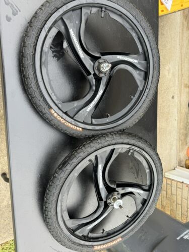 20" Mongoose Sate-Lite Mags FRONT And Back Wheel Old School Freestyle BMX - Afbeelding 1 van 2
