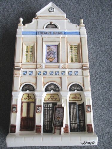 RARE HAZLE CERAMICS NATION OF SHOP KEEPERS THEATRE ROYAL ALADDIN - Picture 1 of 6