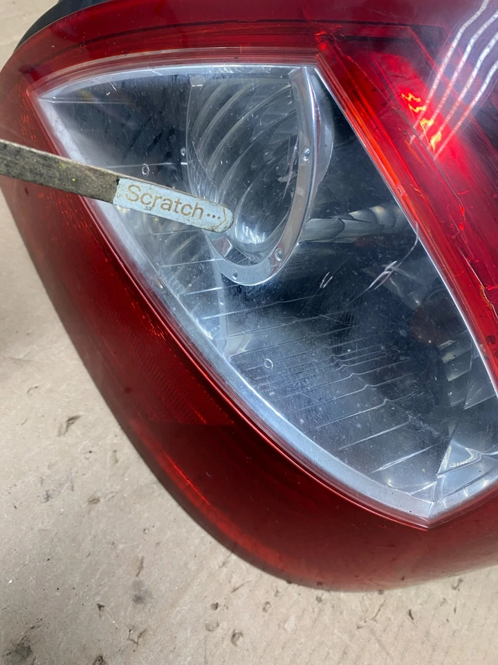 Luz trasera lateral derecha Infiniti Q45 2002 2003 2004 pasajero fabricante de equipos originales u8192 DG Foto 4 de 4