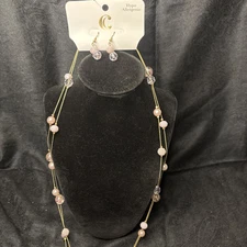 NWT Set Gold Toned Statement Necklace & Earringsby Charming Charlie Light Purple