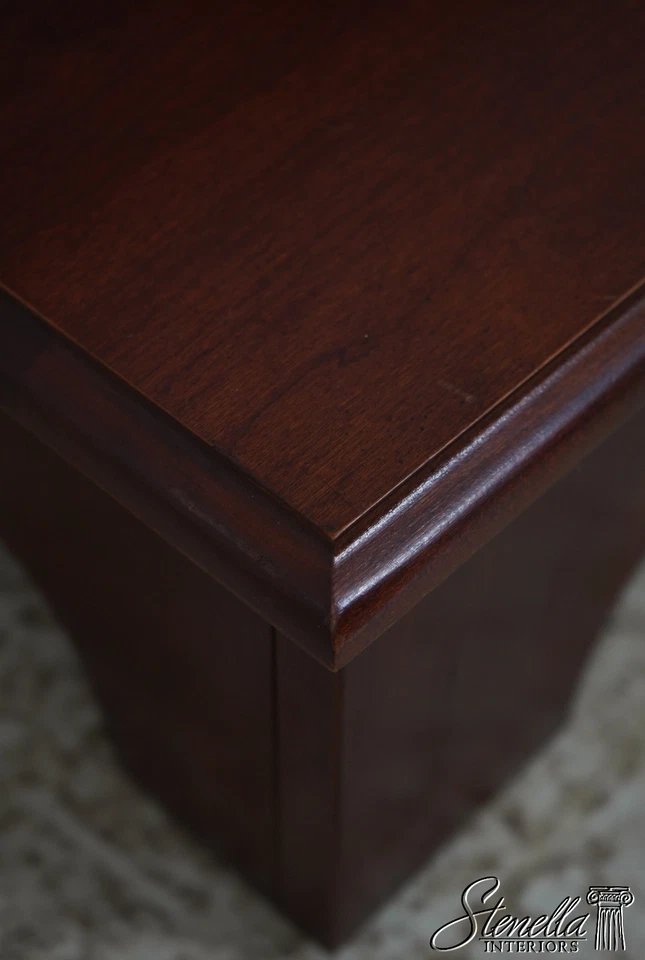 F70639: peldaños de cama de cerezo con herrajes de latón Foto 4 de 4