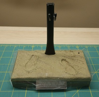 Hot Toys 1/6 MMS295 Sand Themed Figure Stand
