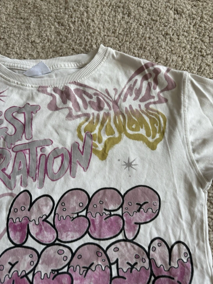 Zara Girls White Graffiti Style Cropped Lucky You Short Sleeve Graphic Tee 8-9 - Image 4 of 4