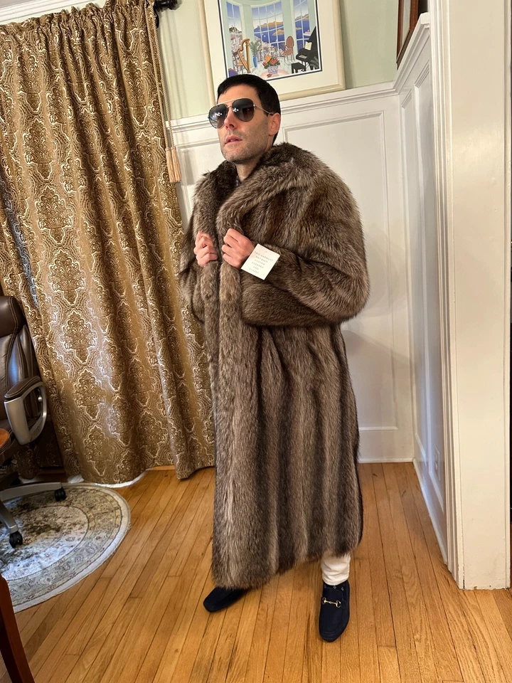 NEW Real 47" Long Mens Silver-Tipped Raccoon Fur Jacket Size 40R Medium Top Coat - Image 4 of 4