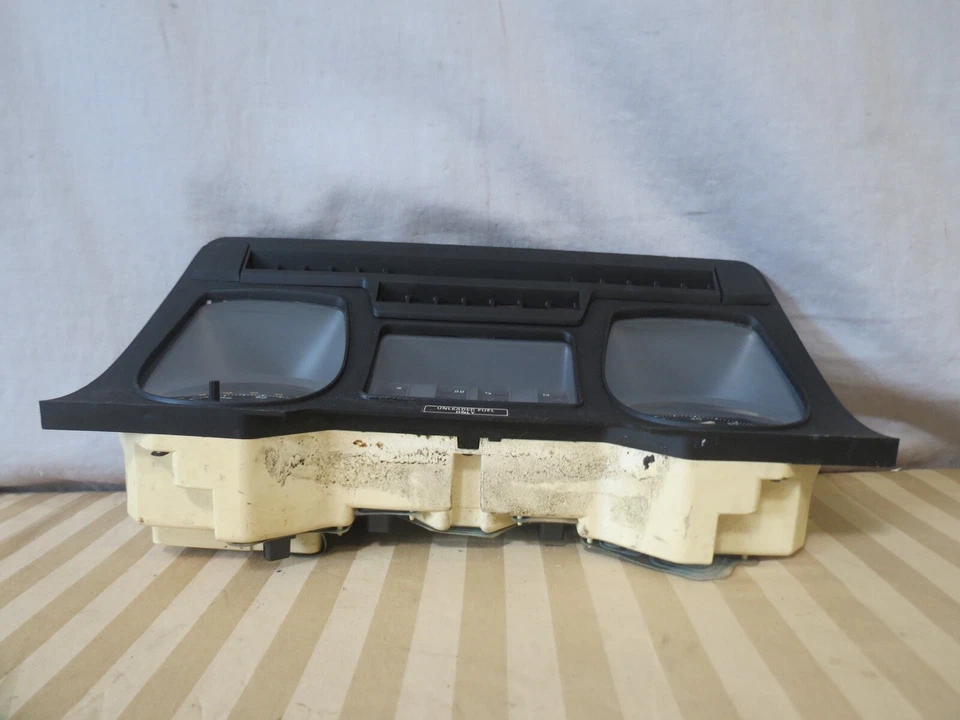 85 86 87 1985-1987 Jaguar XJS Instrumento Velocímetro Cuadro Calibre MPH 99k Fabricante de equipo original Foto 3 de 4