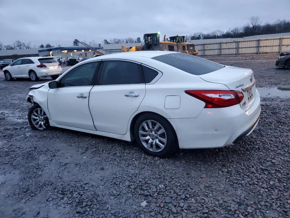 Used Fuel Tank fits: 2016 Nissan Altima from 1/01/16 Grade A Foto 2 de 4
