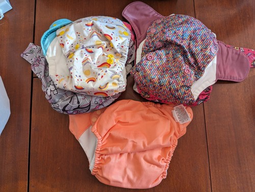 BABY GIRL'S 4 GROVIA CLOTH NAPPIES AND 1 BUMGENIUS CLOTH NAPPY - Picture 13 of 13