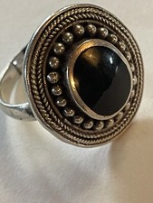 Vintage Sterling Silver Handcrafted Hammered Onyx Ring sz 8 1/2 Ref  R-31
