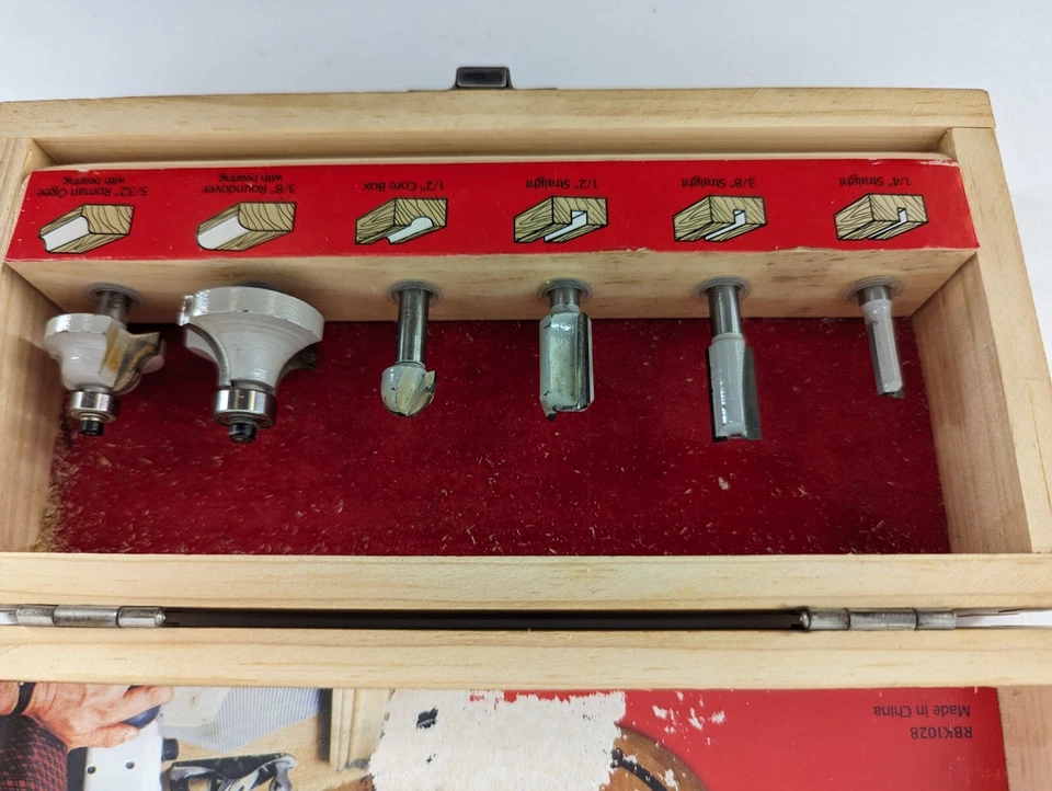 Brocas de enrutador para carpintería de nogal americano en estuche Foto 4 de 4