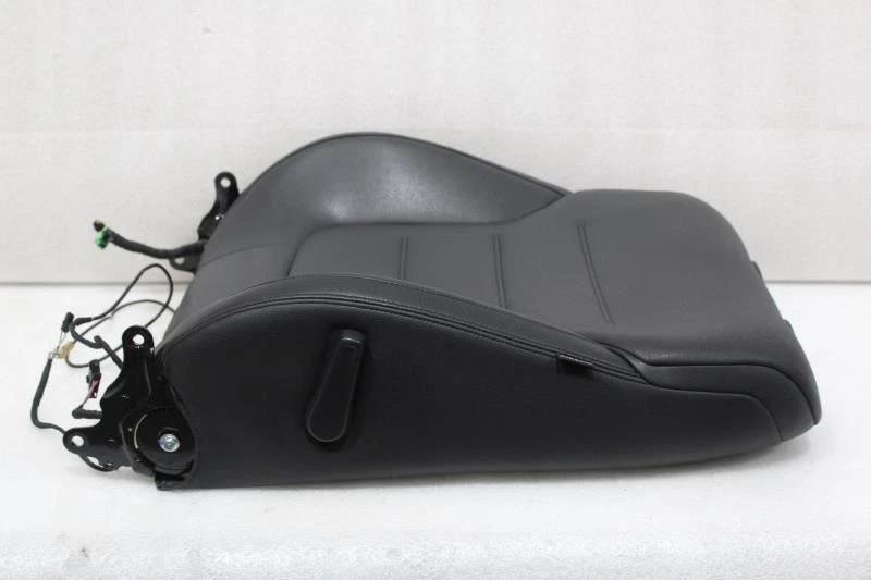 2012 VOLKSWAGEN TOUAREG LEFT DRIVER FRONT SEAT BACKREST BLACK LEATHERETTE Foto 2 de 4