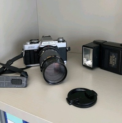 Minolta XG-1 NEUE LICHTDICHTUNG mit Kiron 70-150mm f/4 Makro und UV-Filter