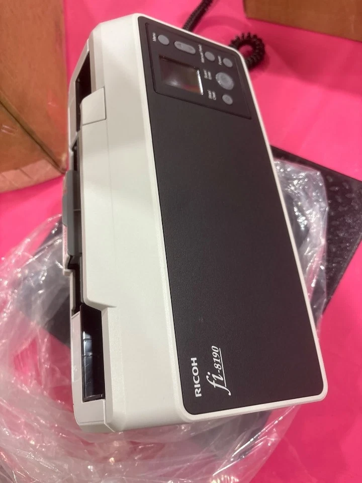 Fujitsu Ricoh fi-8190 PA03810-B053 24 bit CIS 600 dp (C-1028) - Image 2 of 4